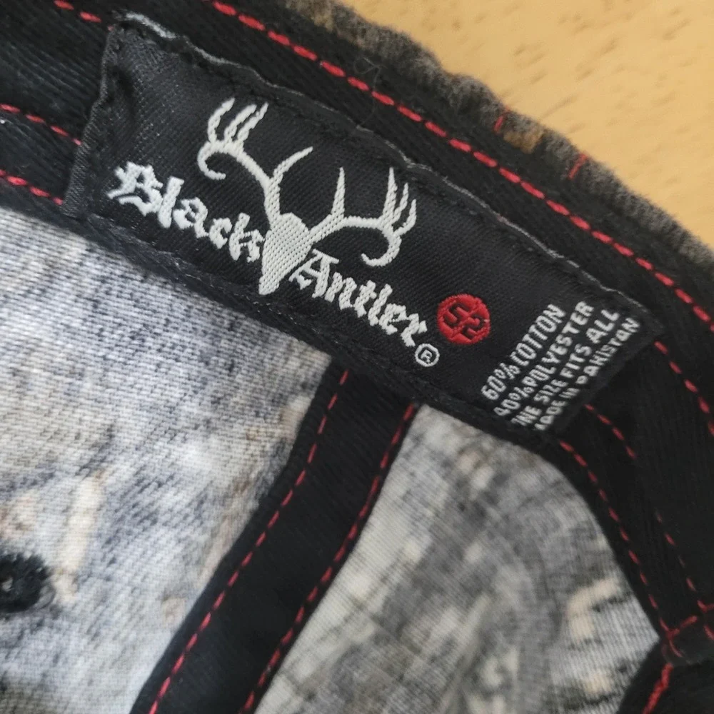Black Antler Camo Hunting Hat Adjustable Strap Embroidered Antlers Cap - Picture 4 of 8
